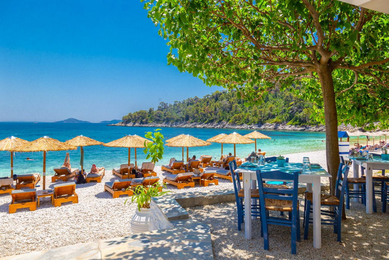  Leftos Gialos beach Alonissos 